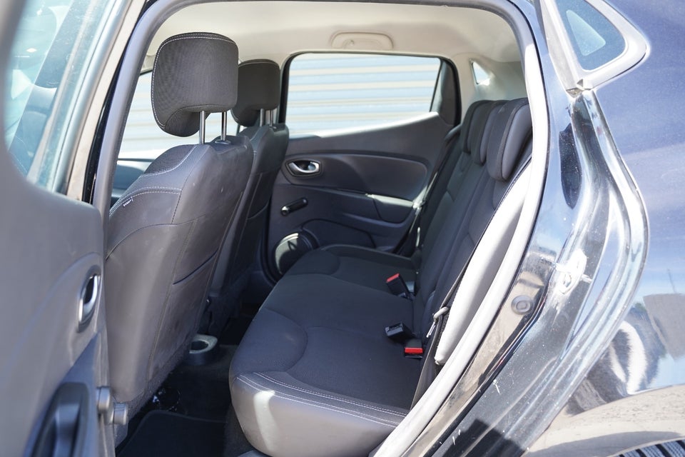 Renault Clio IV 1,5 dCi 90 Expression 5d