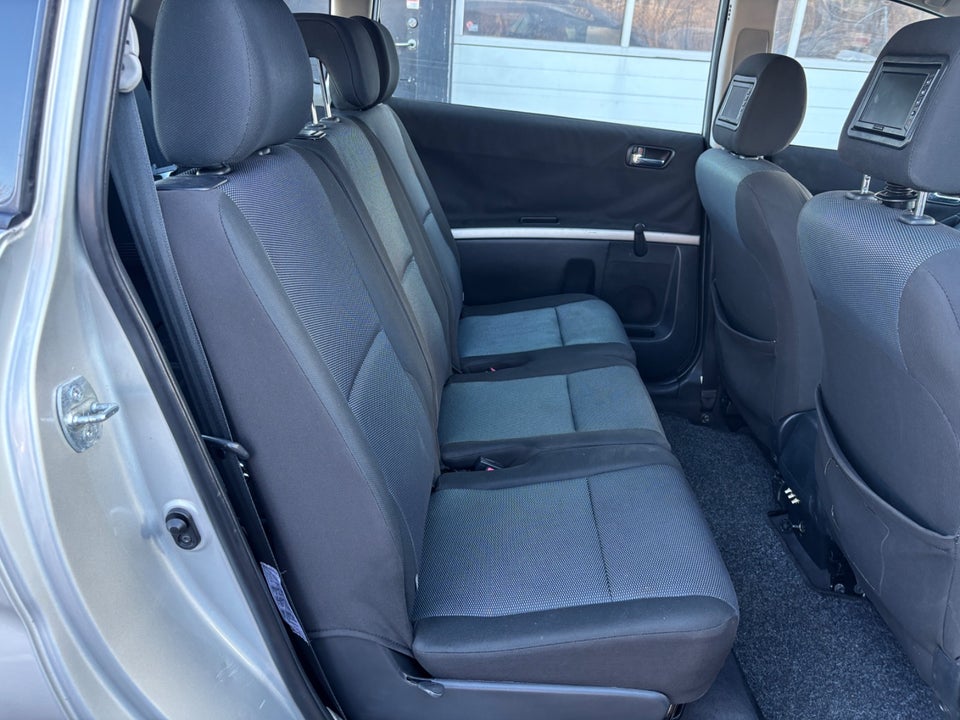 Toyota Verso 1,8 Terra 7prs 5d