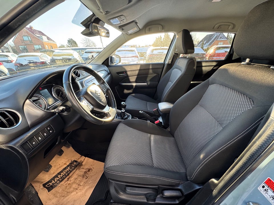 Suzuki Vitara 1,4 mHybrid Adventure 5d