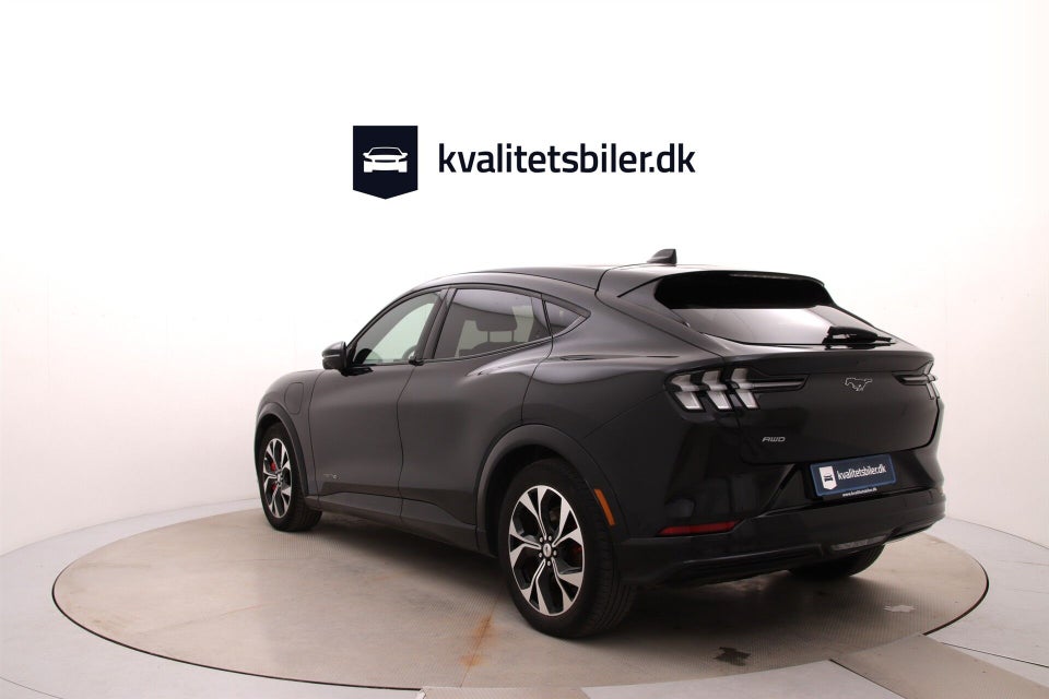 Ford Mustang Mach-E 75 Premium Standard Range AWD 5d