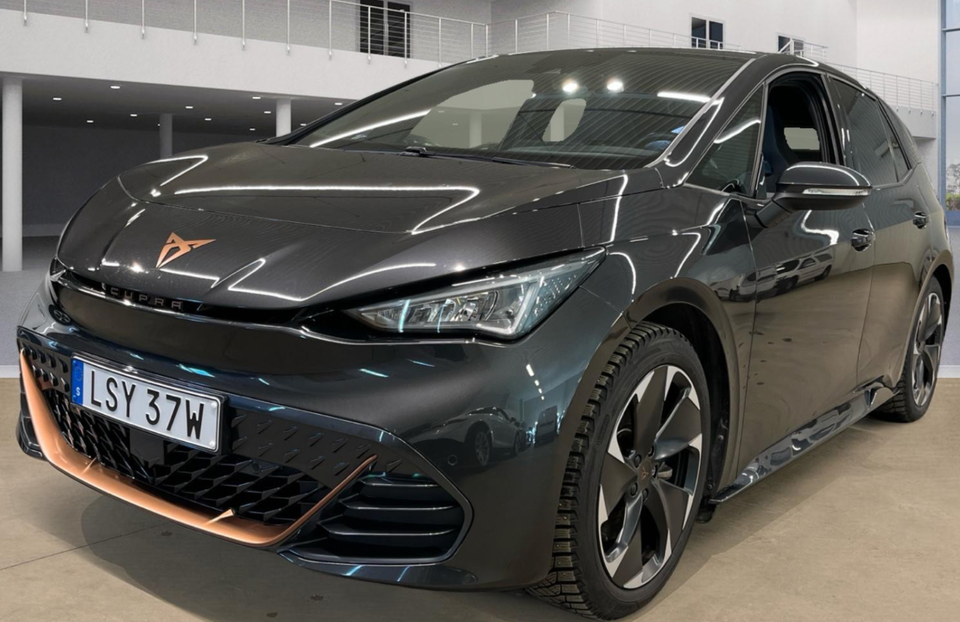 Cupra Born 77 e-Boost Dinamica Pack 5d