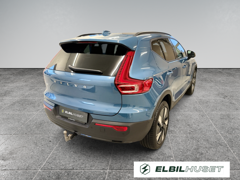 Volvo EX40 Extended Range Core 5d