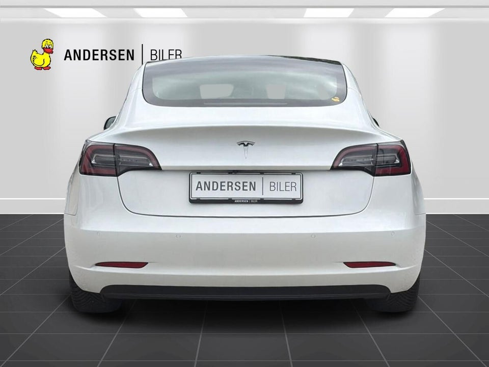 Tesla Model 3 Standard Range+ RWD 4d