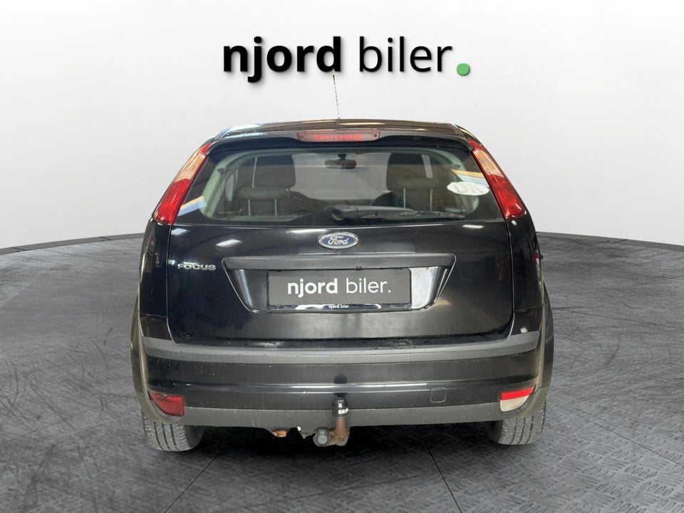 Ford Focus 1,6 Ti-VCT Ghia 4d
