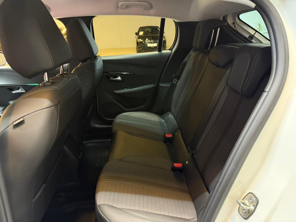 Peugeot 208 1,2 PureTech 100 Evolution 5d