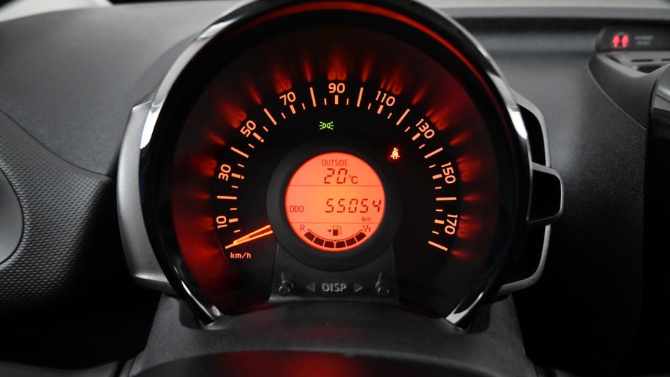 Citroën C1 1,0 VTi Shine 5d