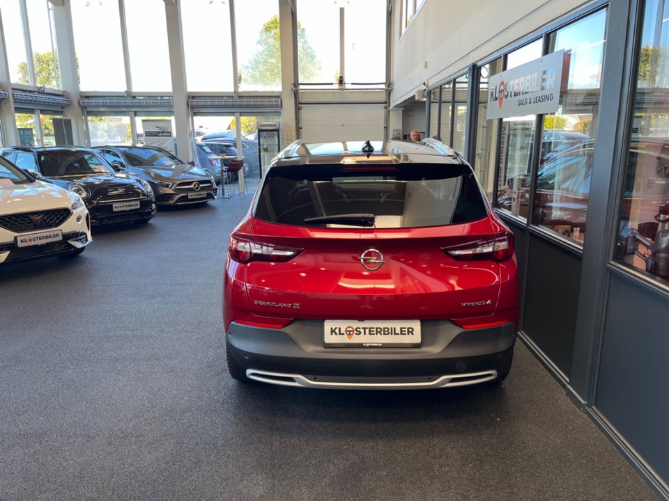 Opel Grandland X 1,6 Hybrid4 Ultimate aut. 5d