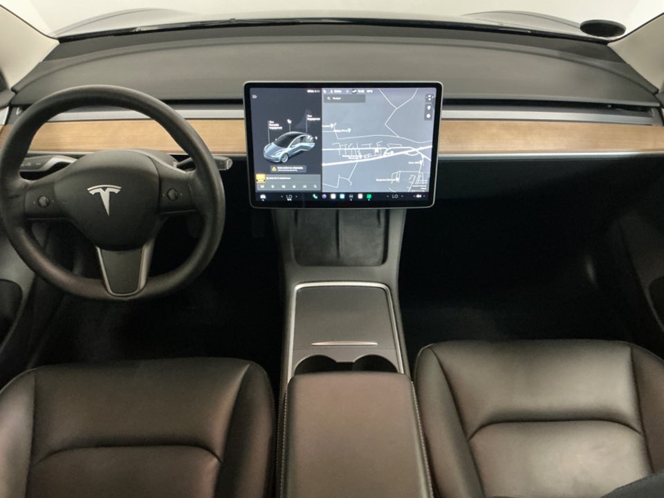 Tesla Model 3 Standard Range+ RWD 4d