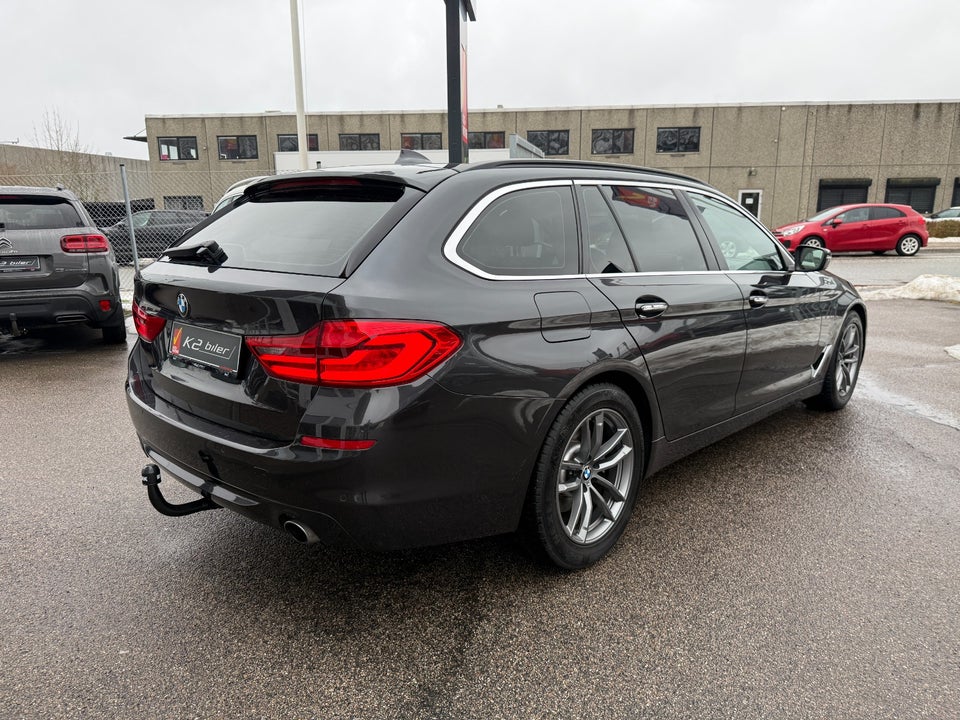 BMW 520i 2,0 Touring aut. 5d