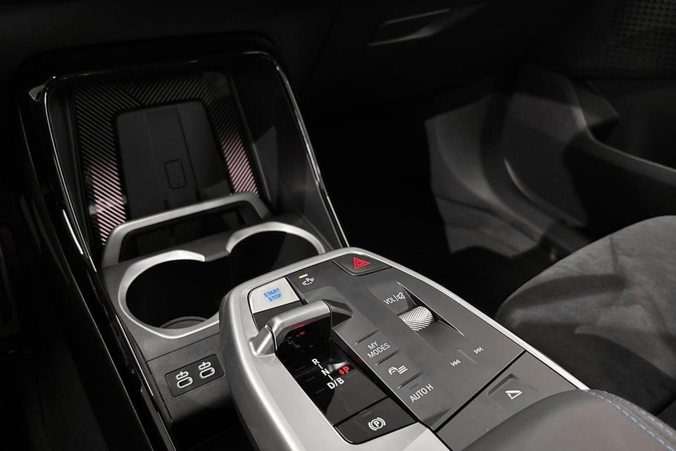 BMW iX1 eDrive20 M-Sport Pro 5d