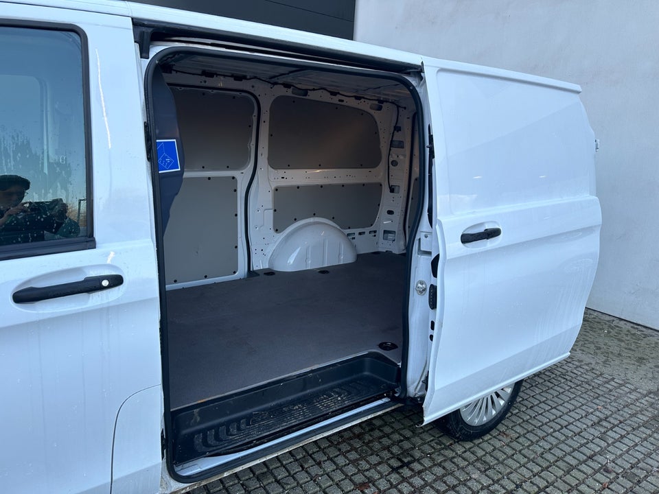 Mercedes Vito 114 2,0 CDi A2 Kassevogn PRO aut. RWD