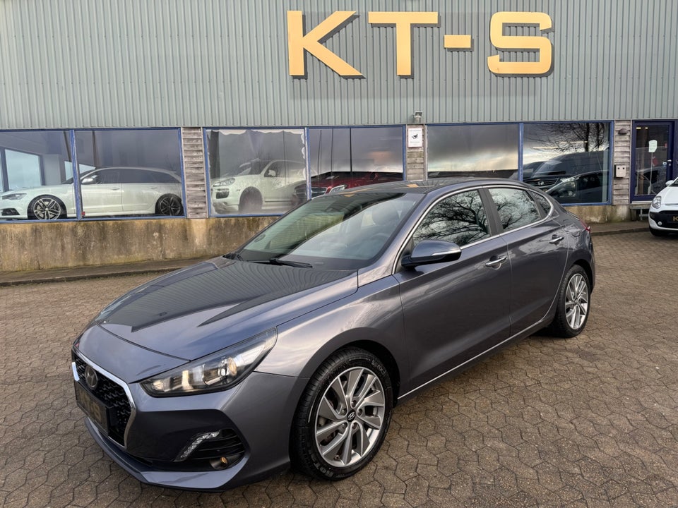 Hyundai i30 1,4 T-GDi Trend Fastback DCT 5d