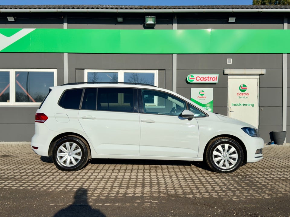 VW Touran 1,6 TDi 115 Comfortline DSG 7prs 5d