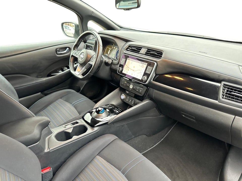 Nissan Leaf 62 e+ Acenta 5d
