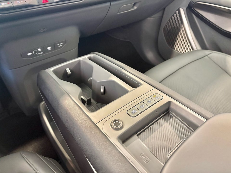 Kia EV9 76 Standard Range Upgrade RWD 7prs 5d