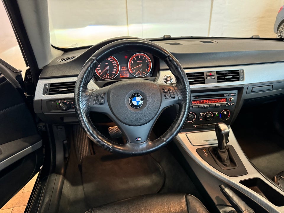 BMW 325i 3,0 Coupé Steptr. 2d