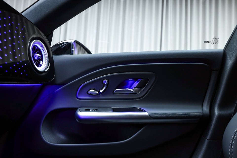 Mercedes CLA250+ electric Progressive Premium 4d
