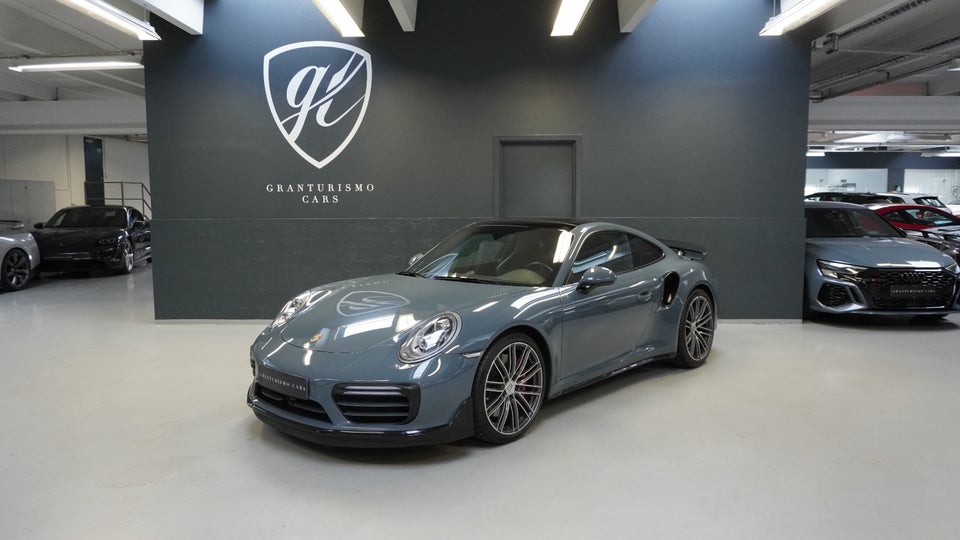 Porsche 911 Turbo 3,8 Coupé PDK 2d