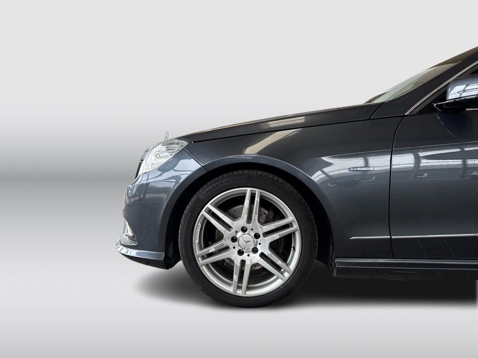 Mercedes E250 1,8 CGi Avantgarde stc. aut. BE 5d