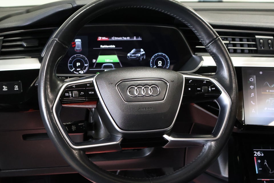 Audi e-tron 55 S-line quattro 5d