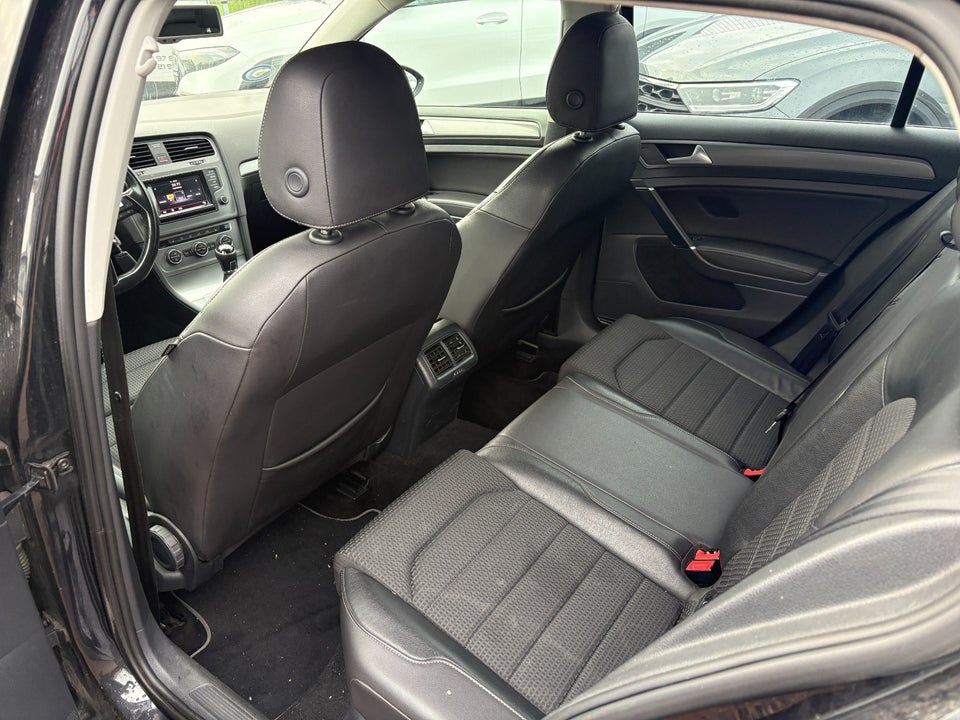 VW Golf VII 1,6 TDi 110 BlueMotion 5d