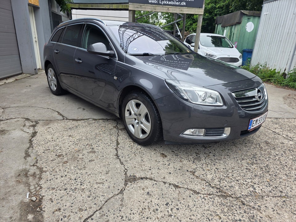 Opel Insignia 1,8 Cosmo Sports Tourer 5d
