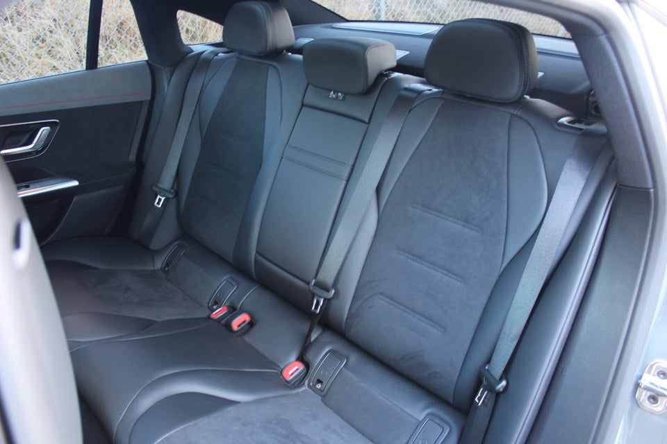 Mercedes EQE350 AMG Premium Plus 4Matic 4d