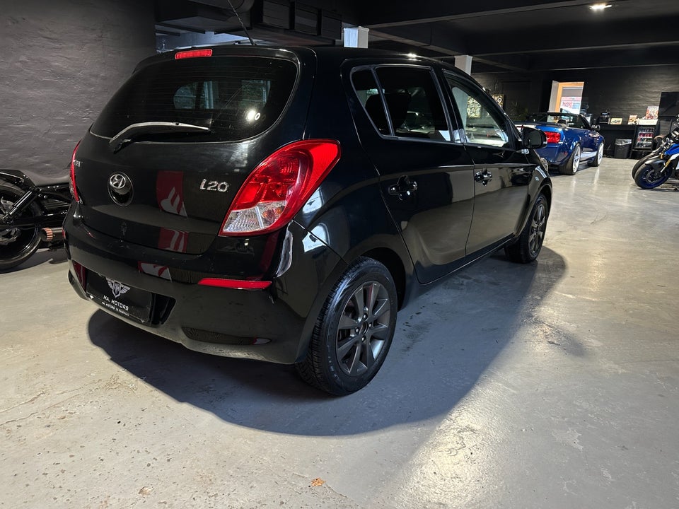 Hyundai i20 1,25 Comfort 5d