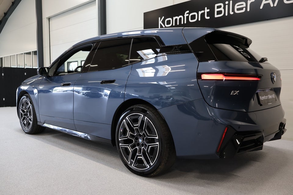 BMW iX xDrive45 M-Sport Pro 5d