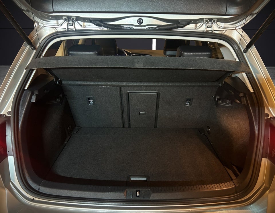 VW e-Golf VII Highline 5d