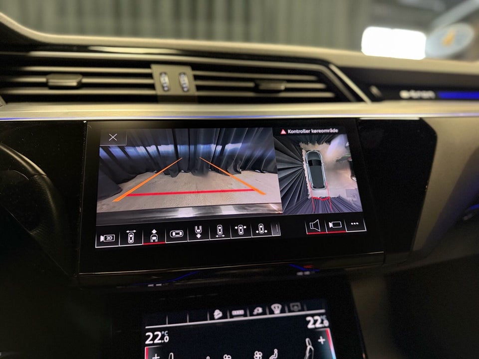 Audi e-tron S quattro 5d