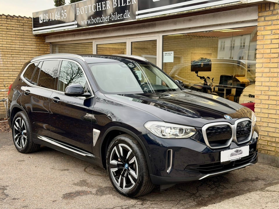 BMW iX3 Charged 5d