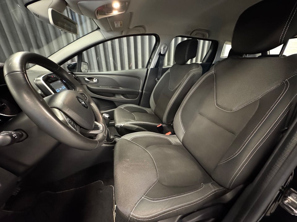 Renault Clio IV 0,9 TCe 90 Limited Sport Tourer 5d