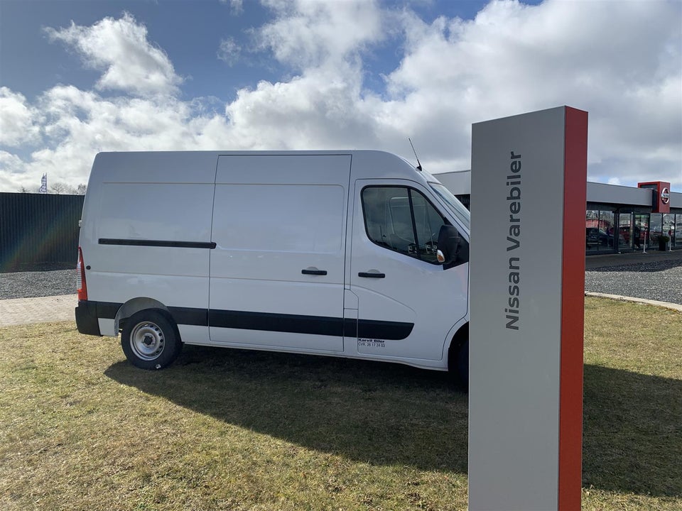 Nissan Interstar 2,3 dCi 180 L2H2 N-Connecta Van