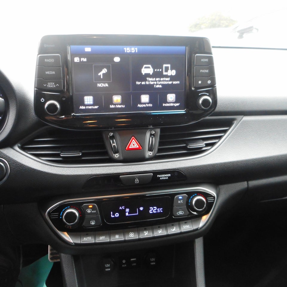 Hyundai i30 1,6 CRDi 136 Premium stc. DCT 5d