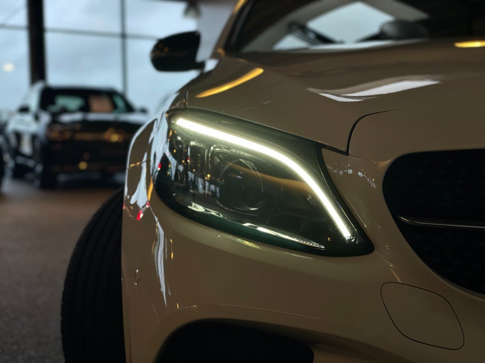 Mercedes C300 de 2,0 AMG Line Night Edition stc. aut. 5d