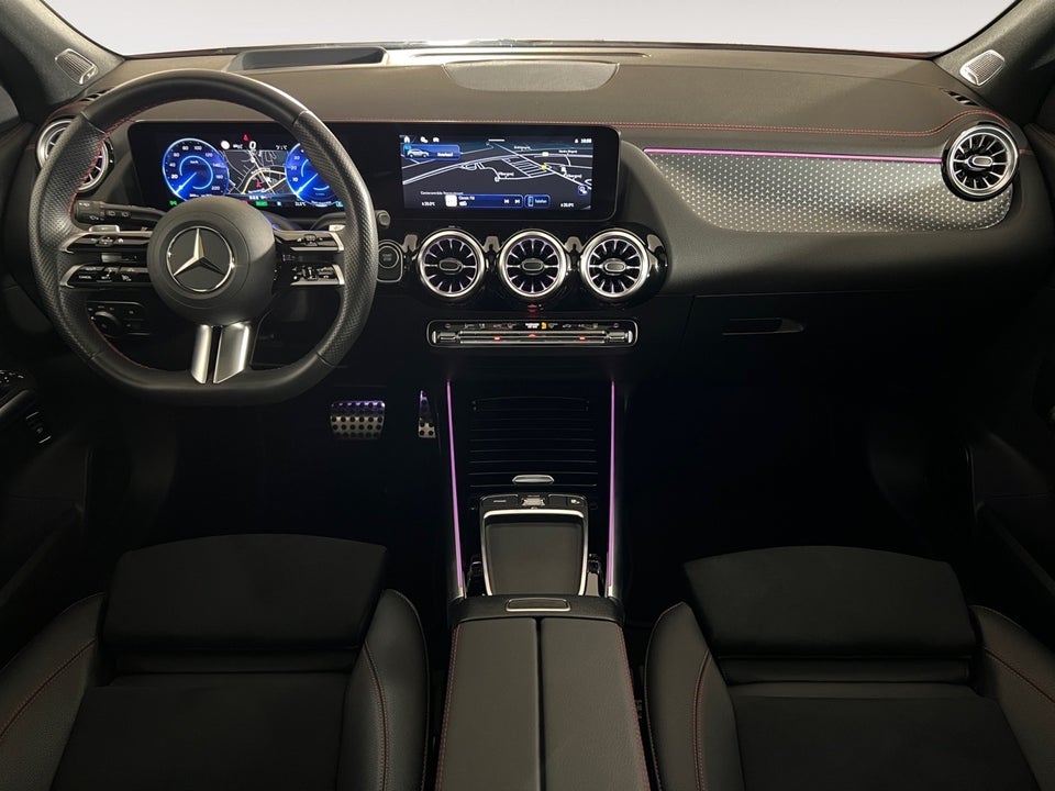 Mercedes EQA300 AMG Line 4Matic 5d