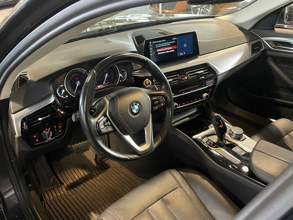 BMW 530d 3,0 Sport Line aut. 4d