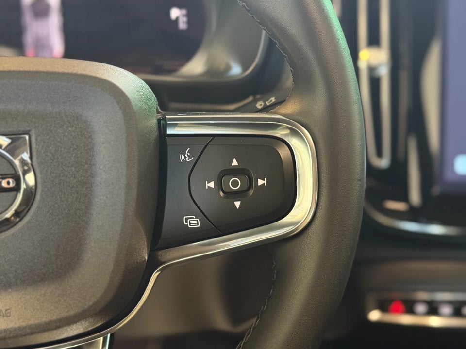 Volvo C40 P6 ReCharge Core 5d