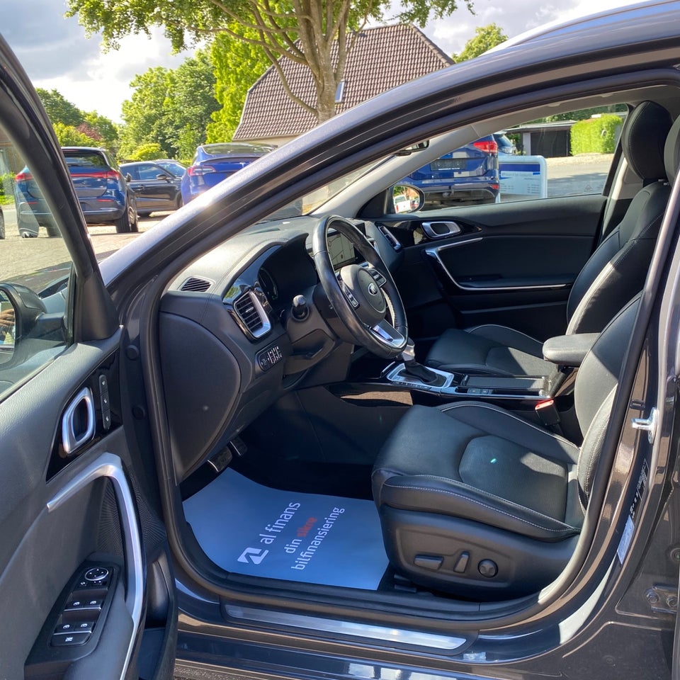 Kia Ceed 1,6 PHEV Upgrade+ SW DCT 5d