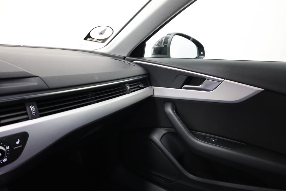 Audi A4 2,0 TDi 190 Avant S-tr. 5d