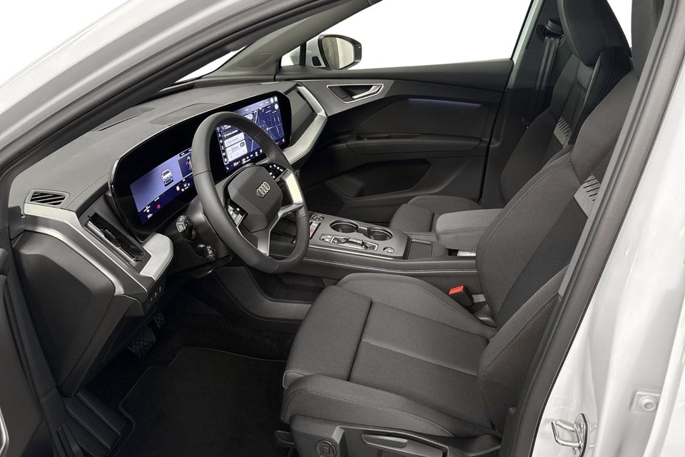 Audi Q4 e-tron performance 5d