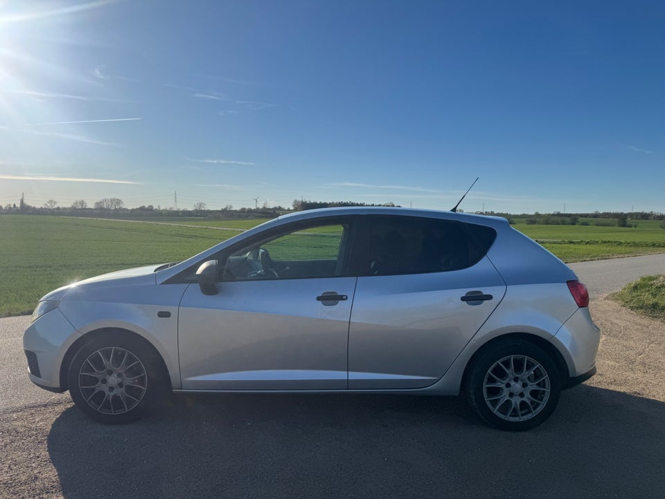 Seat Ibiza 1,2 12V Reference 5d