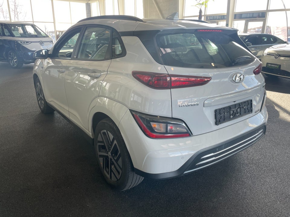 Hyundai Kona 39 EV Select 5d