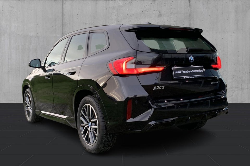 BMW iX1 xDrive30 M-Sport 5d