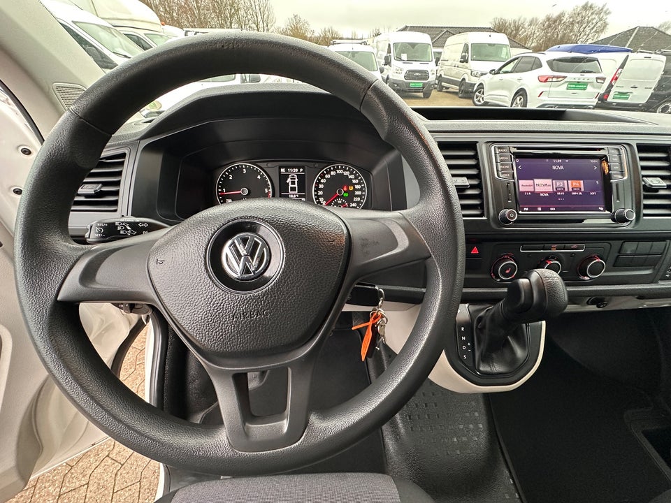 VW Transporter 2,0 TDi 150 Mandskabsvogn m/lad DSG