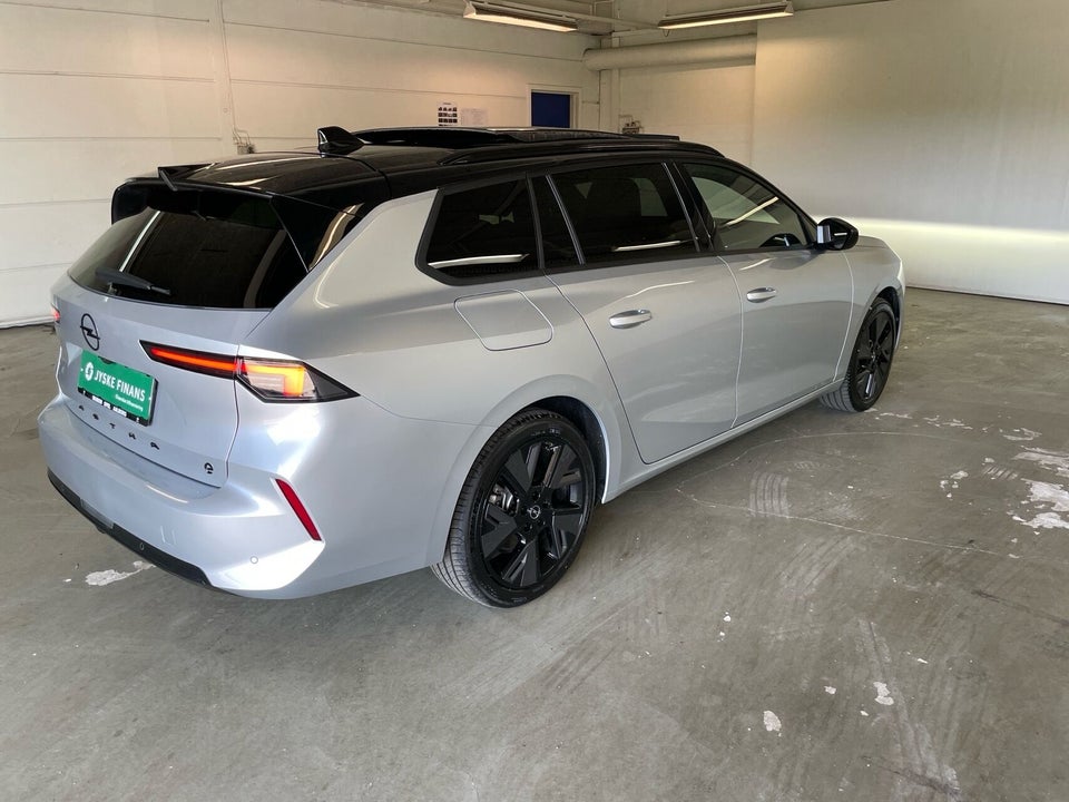 Opel Astra-e 54 GS 5d