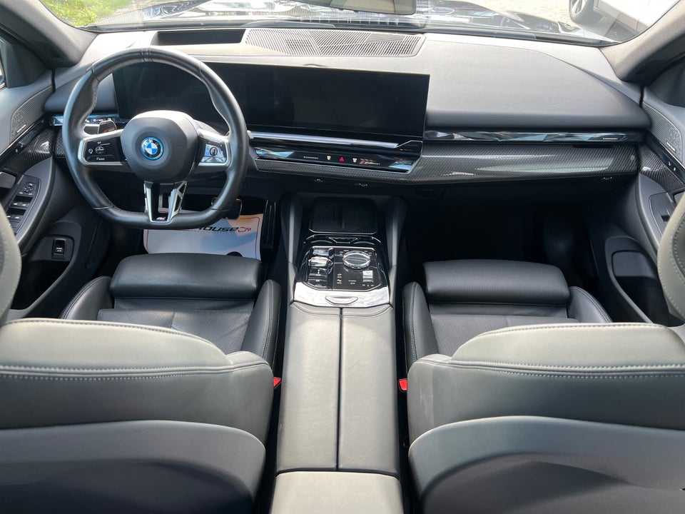 BMW i5 eDrive40 M-Sport Pro 4d