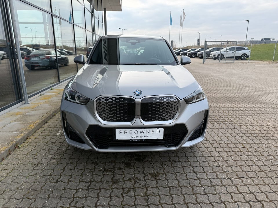 BMW iX1 eDrive20 M-Sport 5d