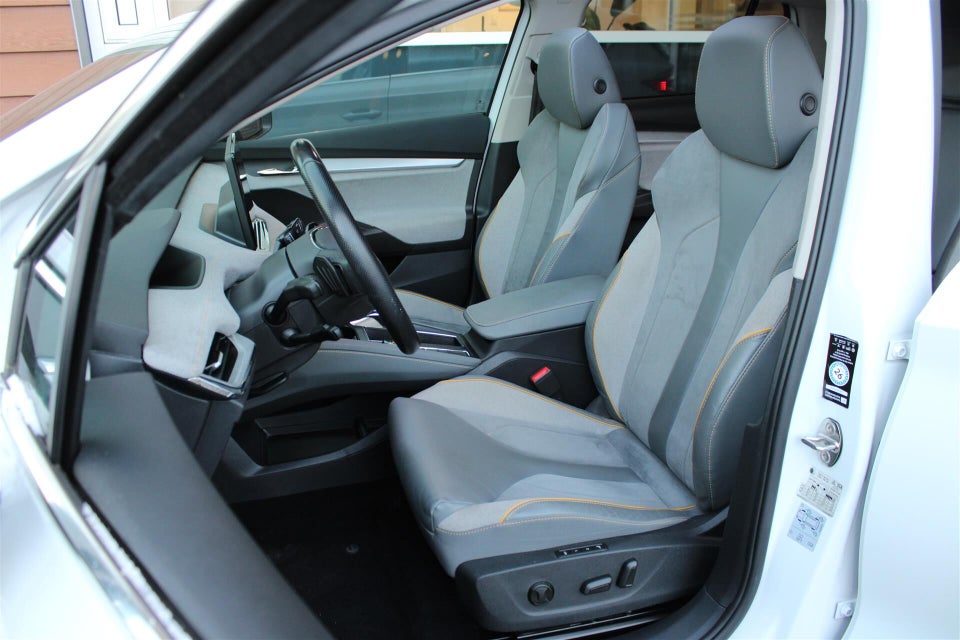 Skoda Enyaq 80x iV 5d